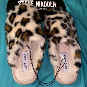 Steve Madden slippers NEVER WORN